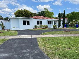 The White House  in Miami, FL (Photo 2 of 10)