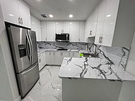 The White House  in Miami, FL (Photo 3 of 10)