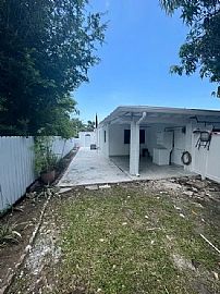 The White House  in Miami, FL (Photo 9 of 10)