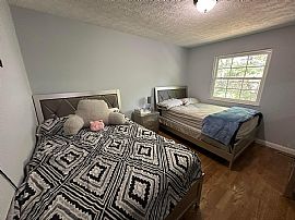 Beautiful 3bed and 1.5bath $2,500 in Dublin, OH (Photo 9 of 11)