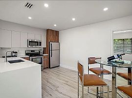 3 Bd 2ba Home in Miami, FL (Photo 8 of 12)