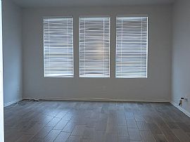 Inviting Family Home in Midland, TX (Photo 7 of 12)