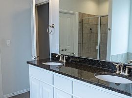 Inviting Family Home in Midland, TX (Photo 8 of 12)