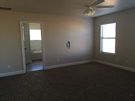 Beautiful 3 Bed 2 Bath Home in Midland, TX (Photo 5 of 9)
