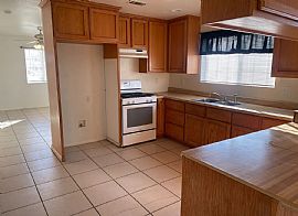 House For Rent  in Calif City, CA (Photo 2 of 5)