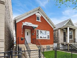 Cute 2 Bedroom Single Family Home in Chicago, IL