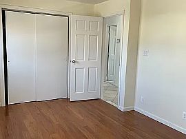 Renovated 3bed/1bath Apt W/i "All Utilities/ Wi-Fi"  in Floral Park, NY (Photo 8 of 8)