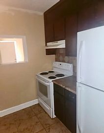 2302 Mount Vernon Rd Nw, Huntsville, Al 35810 in Huntsville, AL (Photo 5 of 9)