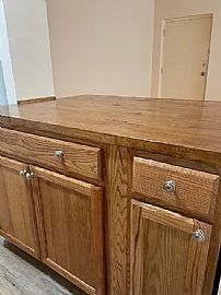 Charming Studio- 1st Floor in Lexington, KY (Photo 3 of 9)