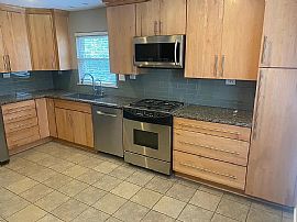 515 20th Ave S, Birmingham, Al 35205 Home Sweet Home in Birmingham, AL (Photo 3 of 11)