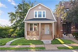 This Lovely Home Is Open For Families. in Saint Louis, MO