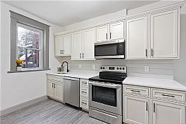 This Lovely Home Is Open For Families. in Saint Louis, MO (Photo 7 of 12)