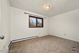 9237 W Parkview Terrace Loop, Eagle River, Ak 99577 House Rent in Eagle River, AK (Photo 7 of 11)