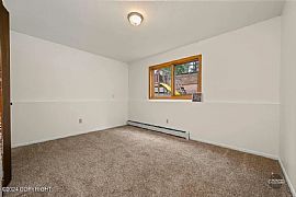 9237 W Parkview Terrace Loop, Eagle River, Ak 99577 House Rent in Eagle River, AK (Photo 8 of 11)