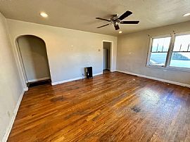 2537 Main Ave, Durango, Co 81301 Peaceful House For Rent in Durango, CO (Photo 3 of 11)