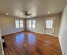 2537 Main Ave, Durango, Co 81301 Peaceful House For Rent in Durango, CO (Photo 4 of 11)