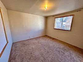 2537 Main Ave, Durango, Co 81301 Peaceful House For Rent in Durango, CO (Photo 8 of 11)