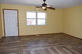 212 W 3rd St, Trinidad, Co 81082  Nice 2bed House in Trinidad, CO (Photo 4 of 6)