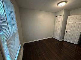 60 Bowen St, Hamden, Ct 06514 Peaceful House For Rent in Hamden, CT (Photo 5 of 11)