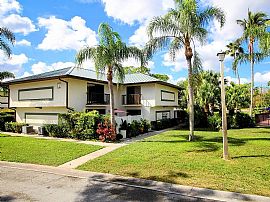 Two Bedroom Home in Stuart, FL