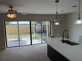 2bd in Tampa, FL (Photo 2 of 9)