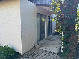 2bd in Tampa, FL (Photo 9 of 9)