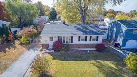 8 Charring Ln, New Castle, De 19720 Lovely House For Rent in New Castle, DE