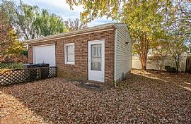 8 Charring Ln, New Castle, De 19720 Lovely House For Rent in New Castle, DE (Photo 2 of 7)