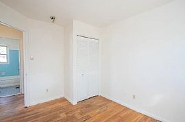 8 Charring Ln, New Castle, De 19720 Lovely House For Rent in New Castle, DE (Photo 4 of 7)