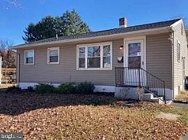 202 Durso Dr, Newark, De 19711 House For Rent in Newark, DE