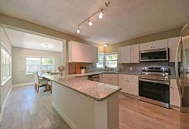 7016 S Desoto St, Tampa, Fl 33616 in Tampa, FL (Photo 4 of 6)