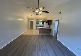 118 Augusta Dr, Leesburg, Ga 31763 Available House For Rent  in Leesburg, GA (Photo 2 of 9)