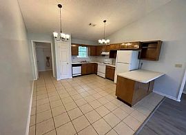 118 Augusta Dr, Leesburg, Ga 31763 Available House For Rent  in Leesburg, GA (Photo 3 of 9)