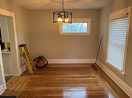  in Grand Rapids, MI (Photo 3 of 10)