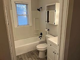  in Grand Rapids, MI (Photo 6 of 10)