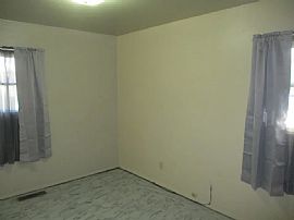 609 Hiawatha Dr, Ottawa, Il 61350 Available House For Rent  in Ottawa, IL (Photo 8 of 8)