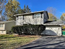 37982 N Il 59, Lake Villa, Il 60046 Available House For Rent  in Lake Villa, IL