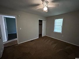 1619 N Arrow Ave, Peoria, Il 61604 Unique House For Rent in Peoria, IL (Photo 10 of 12)