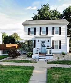316 W 2nd Ave, Monmouth, Il 61462 Awesome House For Rent  in Monmouth, IL