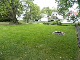 4021 Clinton Ave, Des Moines, Ia 50310 Available House For Rent in Des Moines, IA (Photo 3 of 9)