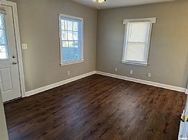 3637 Johnson Ave, Davenport, Ia 52802 Home Sweet Home  in Davenport, IA (Photo 4 of 12)