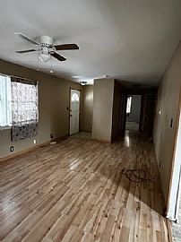 2204 Demorest Ave, Muscatine, Ia 52761 Spacious 2 Bed House Ren in Muscatine, IA (Photo 2 of 7)