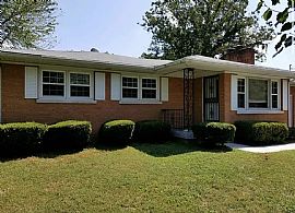 Beautiful Home For Your Comfort  in Louisville, KY