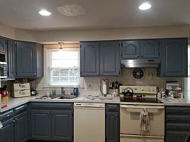 Beautiful Home For Your Comfort  in Louisville, KY (Photo 6 of 12)