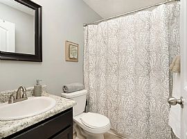 Beautiful Home For Your Comfort  in Oak Grove, KY (Photo 11 of 12)