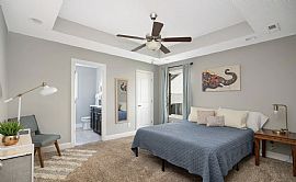 Beautiful Home For Your Comfort  in Oak Grove, KY (Photo 4 of 12)