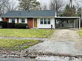 Beautiful Home For Your Comfort  in Louisville, KY