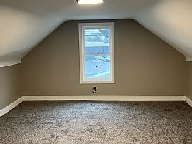 Beautiful Home For Your Comfort  in Mount Washington, KY (Photo 11 of 12)