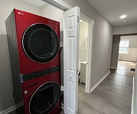 Beautiful Home For Your Comfort  in Lexington, KY (Photo 10 of 12)