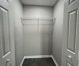 Beautiful Home For Your Comfort  in Lexington, KY (Photo 3 of 12)